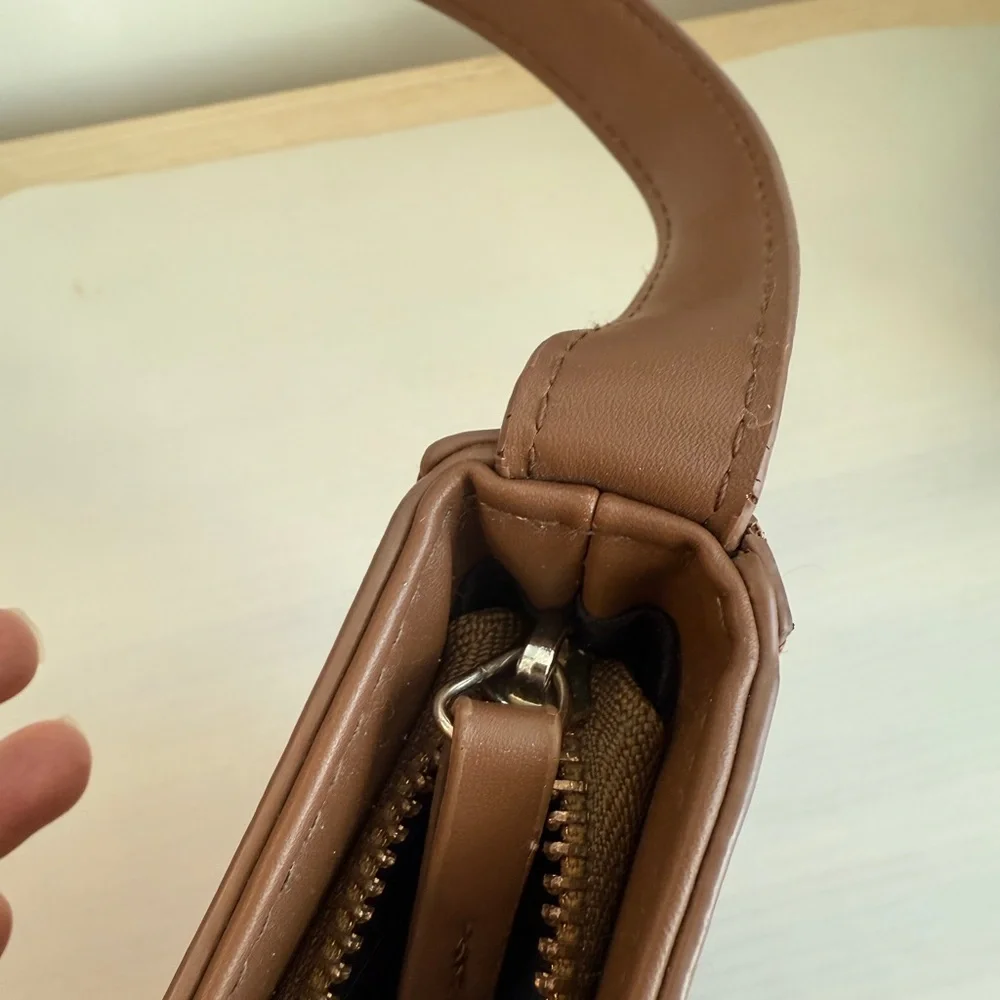 Brown Women's Shoulder Bag - Picture 10 of 11